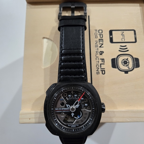 Seven Friday V series - Picture 2 of 6